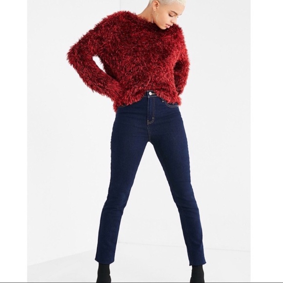 Urban Outfitters Sweater Pullover XS Red NWT - Picture 2 of 8